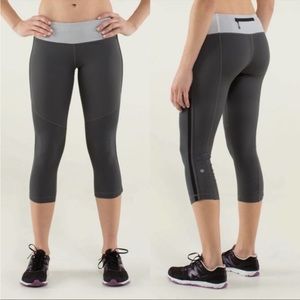 Lululemon Race with Grace Crop, Size 6